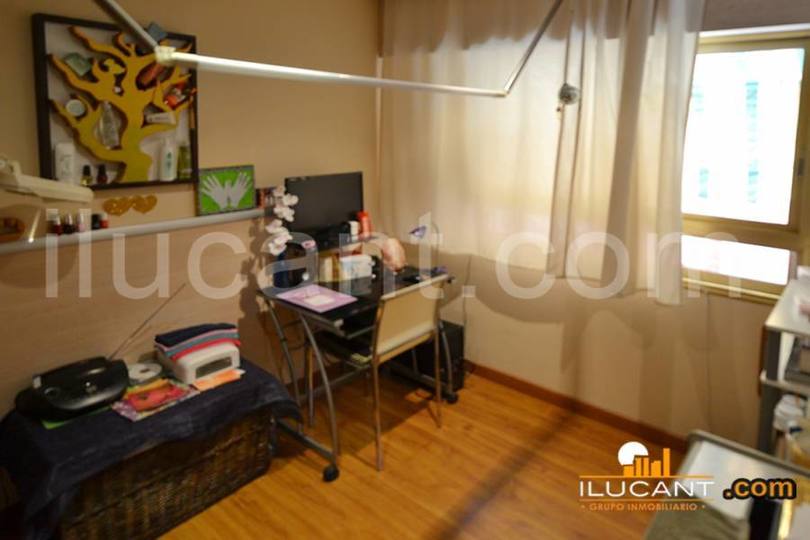 Alicante,Alicante,España,3 Bedrooms Bedrooms,2 BathroomsBathrooms,Pisos,14292