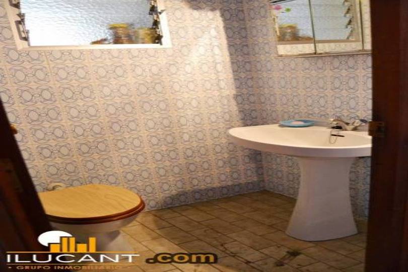Alicante,Alicante,España,3 Bedrooms Bedrooms,1 BañoBathrooms,Pisos,14294