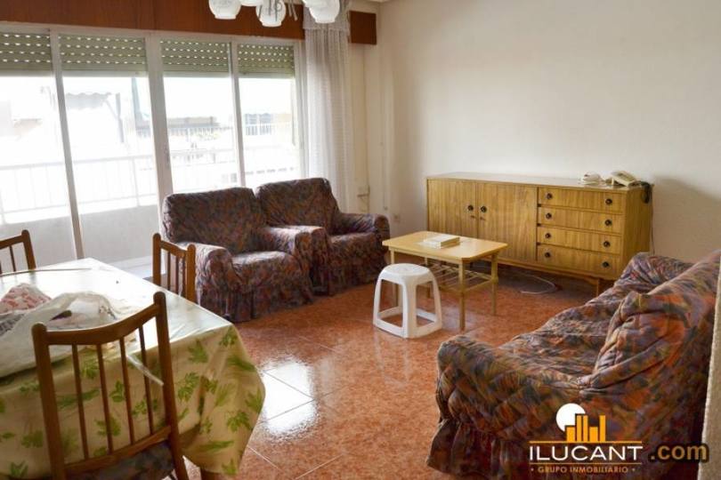 Alicante,Alicante,España,3 Bedrooms Bedrooms,2 BathroomsBathrooms,Pisos,14299