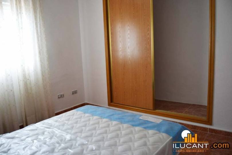 Alicante,Alicante,España,3 Bedrooms Bedrooms,2 BathroomsBathrooms,Pisos,14305