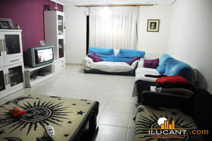 San Vicente del Raspeig,Alicante,España,3 Bedrooms Bedrooms,2 BathroomsBathrooms,Pisos,14311