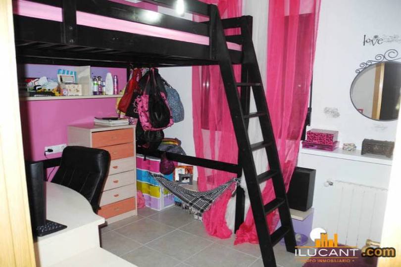 San Vicente del Raspeig,Alicante,España,3 Bedrooms Bedrooms,2 BathroomsBathrooms,Pisos,14311