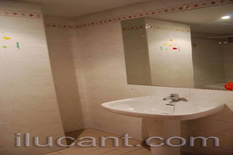 Alicante,Alicante,España,3 Bedrooms Bedrooms,2 BathroomsBathrooms,Pisos,14318