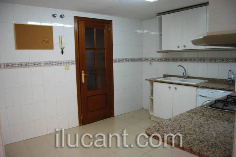 Alicante,Alicante,España,3 Bedrooms Bedrooms,2 BathroomsBathrooms,Pisos,14318
