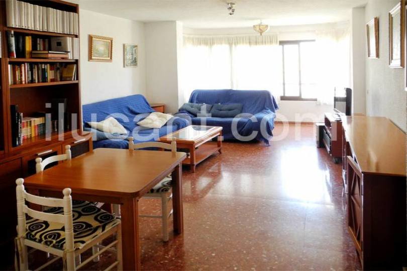 Alicante,Alicante,España,3 Bedrooms Bedrooms,2 BathroomsBathrooms,Pisos,14321