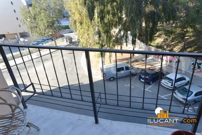Alicante,Alicante,España,3 Bedrooms Bedrooms,1 BañoBathrooms,Pisos,14342