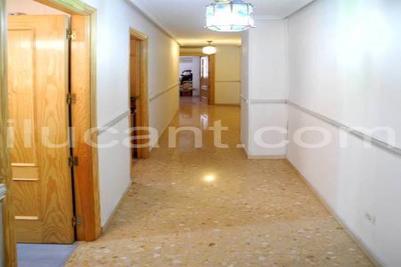 Alicante, Alicante, España, 3 Bedrooms Bedrooms, ,2 BathroomsBathrooms,Pisos,Venta,14343