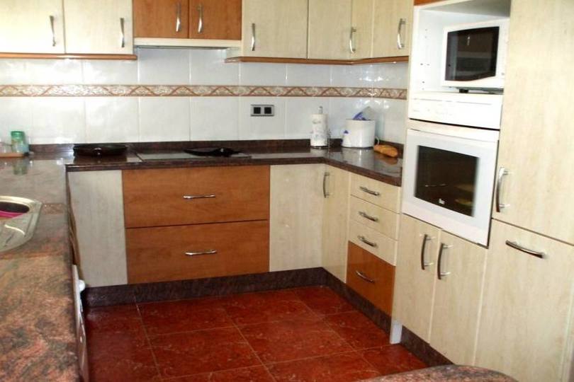 Alicante,Alicante,España,4 Bedrooms Bedrooms,2 BathroomsBathrooms,Pisos,14356