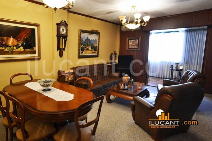 Alicante,Alicante,España,5 Bedrooms Bedrooms,2 BathroomsBathrooms,Pisos,14358