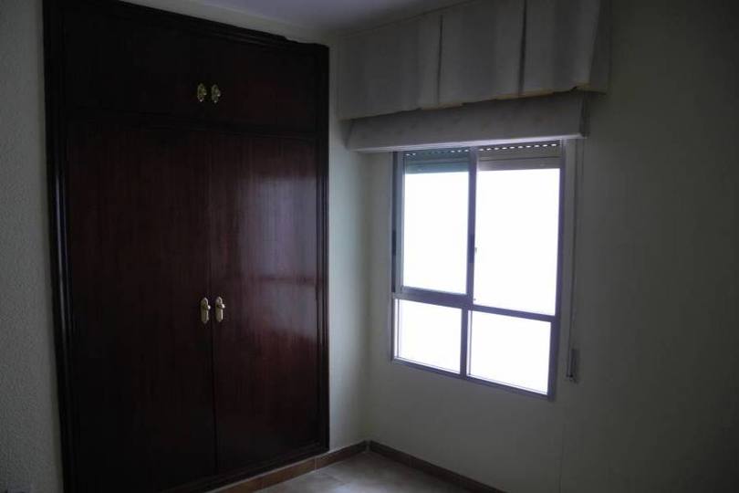 Alicante,Alicante,España,3 Bedrooms Bedrooms,2 BathroomsBathrooms,Pisos,14362
