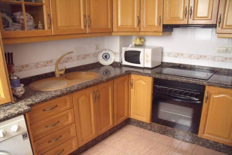 Alicante,Alicante,España,3 Bedrooms Bedrooms,1 BañoBathrooms,Pisos,14366