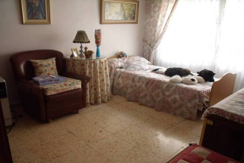 Alicante,Alicante,España,3 Bedrooms Bedrooms,1 BañoBathrooms,Pisos,14366