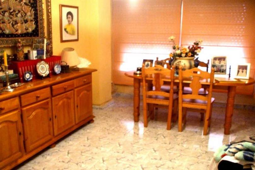 Alicante,Alicante,España,4 Bedrooms Bedrooms,2 BathroomsBathrooms,Pisos,14368