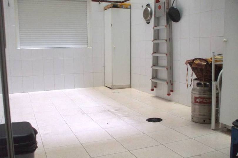Alicante,Alicante,España,3 Bedrooms Bedrooms,2 BathroomsBathrooms,Pisos,14373