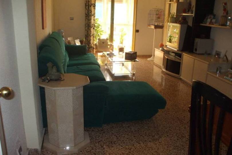 Alicante,Alicante,España,3 Bedrooms Bedrooms,2 BathroomsBathrooms,Pisos,14375
