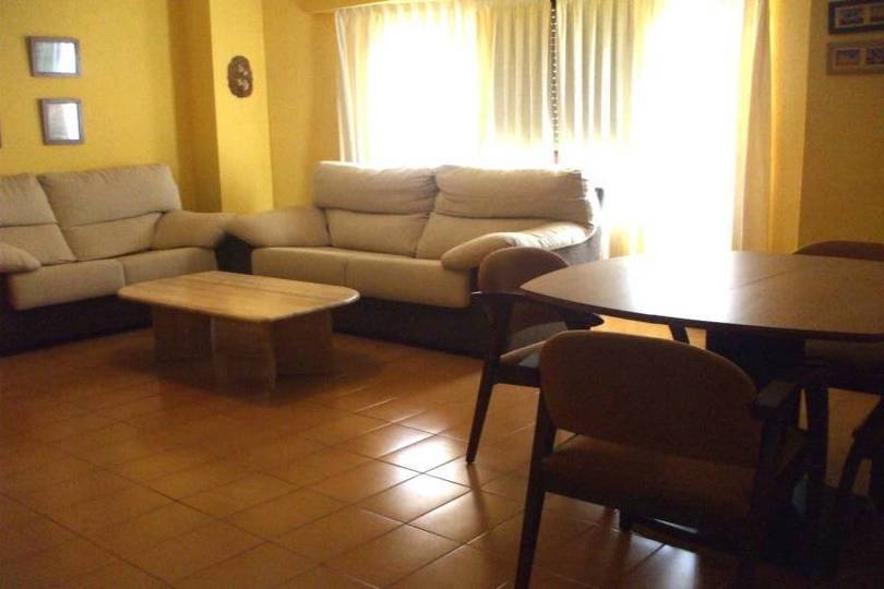 Alicante,Alicante,España,3 Bedrooms Bedrooms,1 BañoBathrooms,Pisos,14377