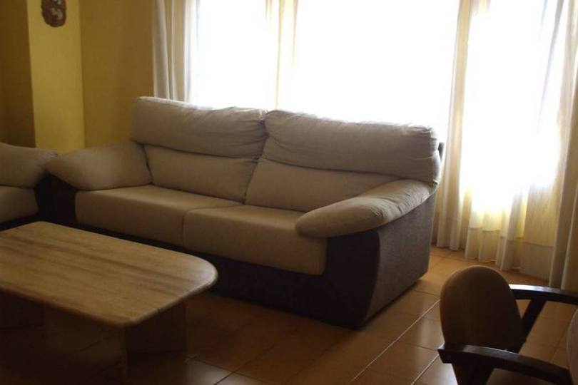 Alicante,Alicante,España,3 Bedrooms Bedrooms,1 BañoBathrooms,Pisos,14377