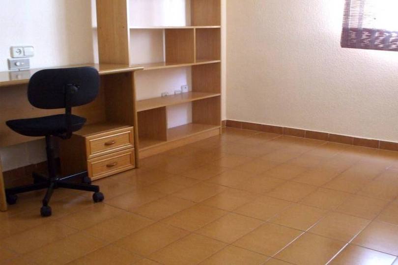 Alicante,Alicante,España,3 Bedrooms Bedrooms,1 BañoBathrooms,Pisos,14377