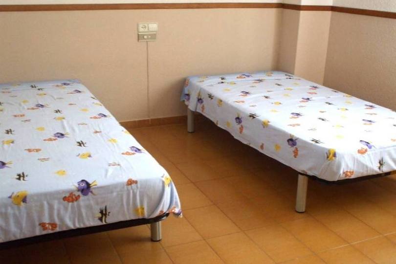 Alicante,Alicante,España,3 Bedrooms Bedrooms,1 BañoBathrooms,Pisos,14377