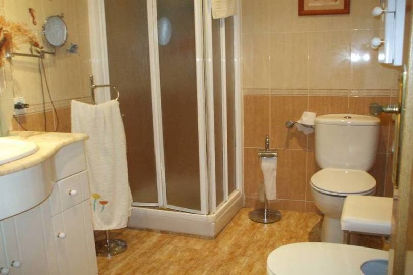 Alicante,Alicante,España,3 Bedrooms Bedrooms,1 BañoBathrooms,Pisos,14384