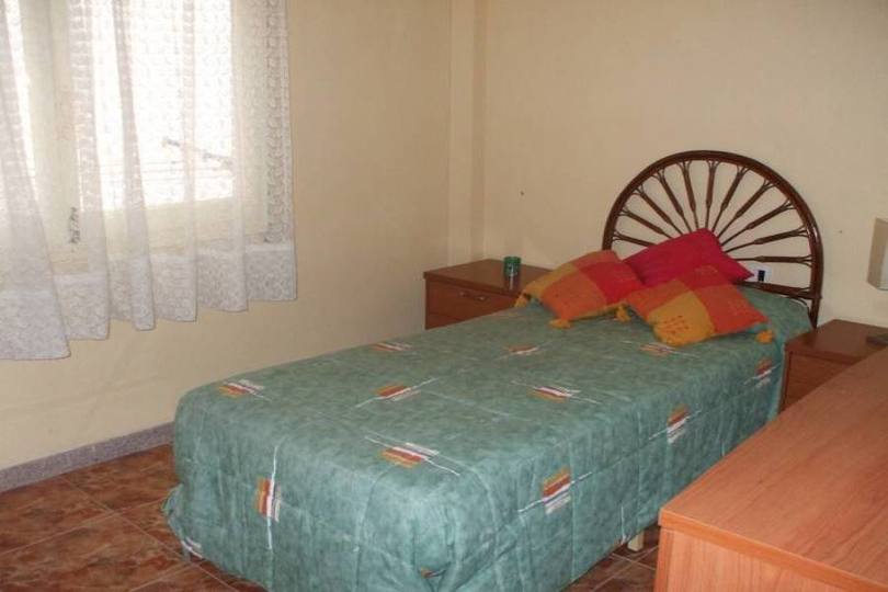 Alicante,Alicante,España,3 Bedrooms Bedrooms,1 BañoBathrooms,Pisos,14386