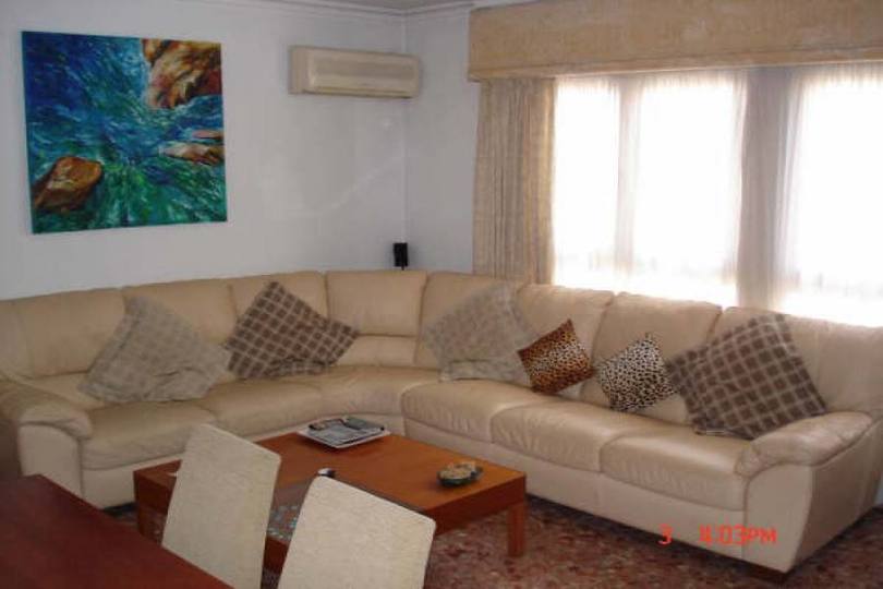 Alicante,Alicante,España,4 Bedrooms Bedrooms,2 BathroomsBathrooms,Pisos,14389