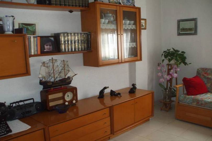 Alicante,Alicante,España,3 Bedrooms Bedrooms,1 BañoBathrooms,Pisos,14393