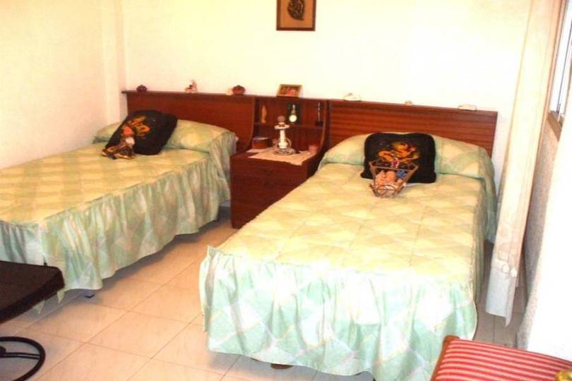 Alicante,Alicante,España,3 Bedrooms Bedrooms,1 BañoBathrooms,Pisos,14393