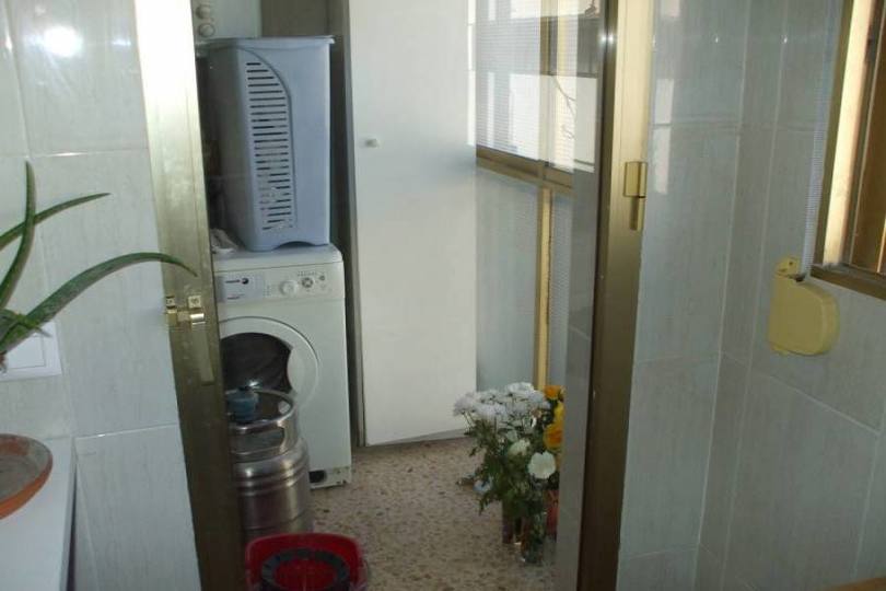 Alicante,Alicante,España,3 Bedrooms Bedrooms,1 BañoBathrooms,Pisos,14394