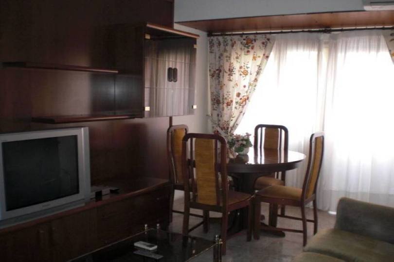Alicante,Alicante,España,4 Bedrooms Bedrooms,1 BañoBathrooms,Pisos,14395
