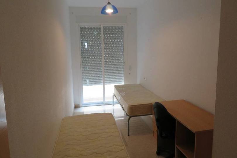 Alicante,Alicante,España,2 Bedrooms Bedrooms,2 BathroomsBathrooms,Pisos,14402