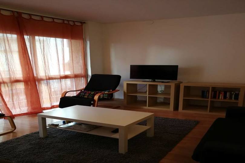 Alicante,Alicante,España,4 Bedrooms Bedrooms,1 BañoBathrooms,Pisos,14403