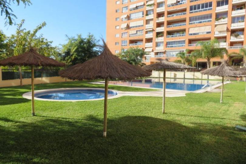 Alicante,Alicante,España,3 Bedrooms Bedrooms,2 BathroomsBathrooms,Pisos,14410