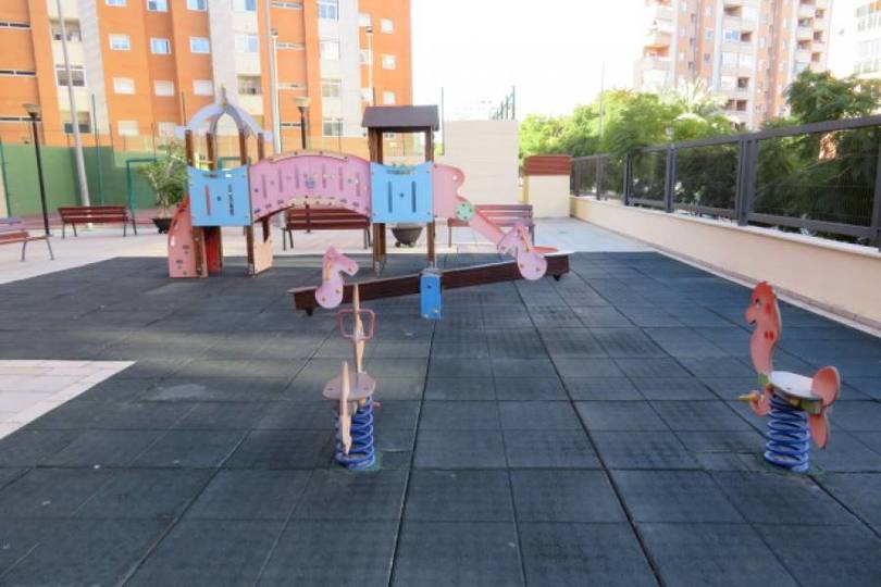 Alicante,Alicante,España,3 Bedrooms Bedrooms,2 BathroomsBathrooms,Pisos,14410