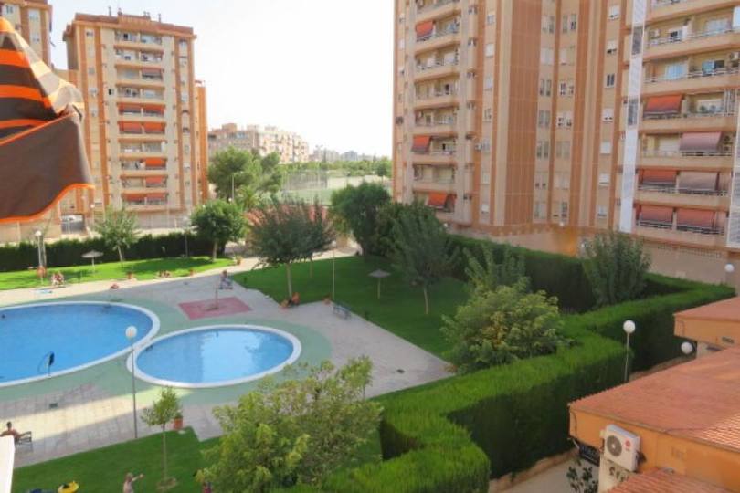 Alicante,Alicante,España,3 Bedrooms Bedrooms,2 BathroomsBathrooms,Pisos,14414