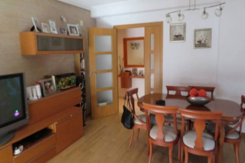 Alicante,Alicante,España,3 Bedrooms Bedrooms,2 BathroomsBathrooms,Pisos,14414