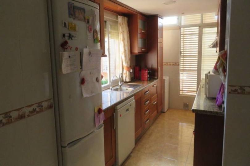 Alicante,Alicante,España,3 Bedrooms Bedrooms,2 BathroomsBathrooms,Pisos,14414