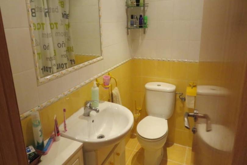 Alicante,Alicante,España,3 Bedrooms Bedrooms,2 BathroomsBathrooms,Pisos,14414