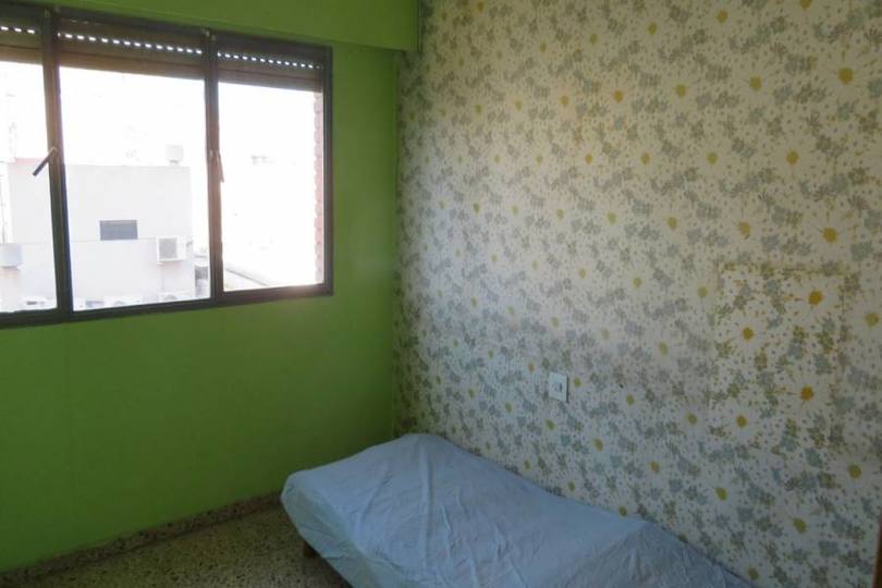 Alicante,Alicante,España,4 Bedrooms Bedrooms,2 BathroomsBathrooms,Pisos,14417
