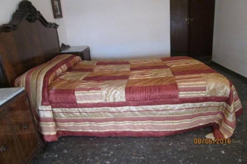 Alicante,Alicante,España,4 Bedrooms Bedrooms,2 BathroomsBathrooms,Pisos,14419