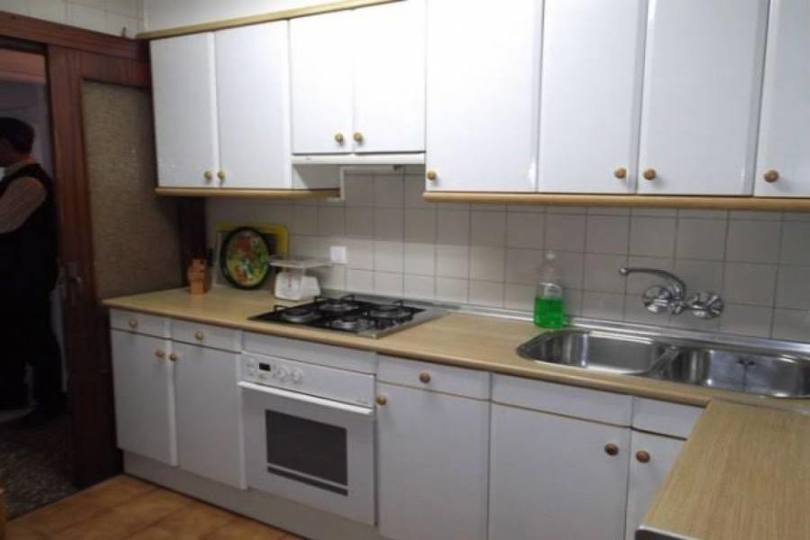 Alicante,Alicante,España,3 Bedrooms Bedrooms,1 BañoBathrooms,Pisos,14420