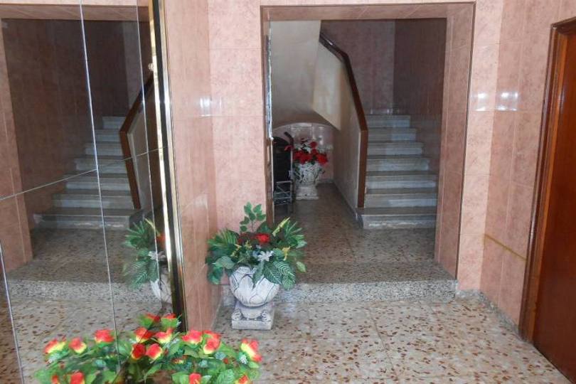 Alicante,Alicante,España,4 Bedrooms Bedrooms,1 BañoBathrooms,Pisos,14425