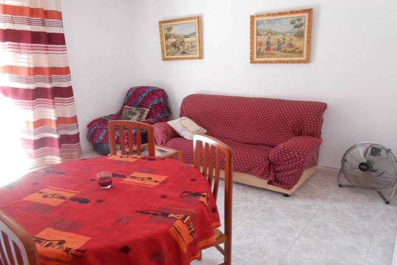 Alicante,Alicante,España,4 Bedrooms Bedrooms,1 BañoBathrooms,Pisos,14425