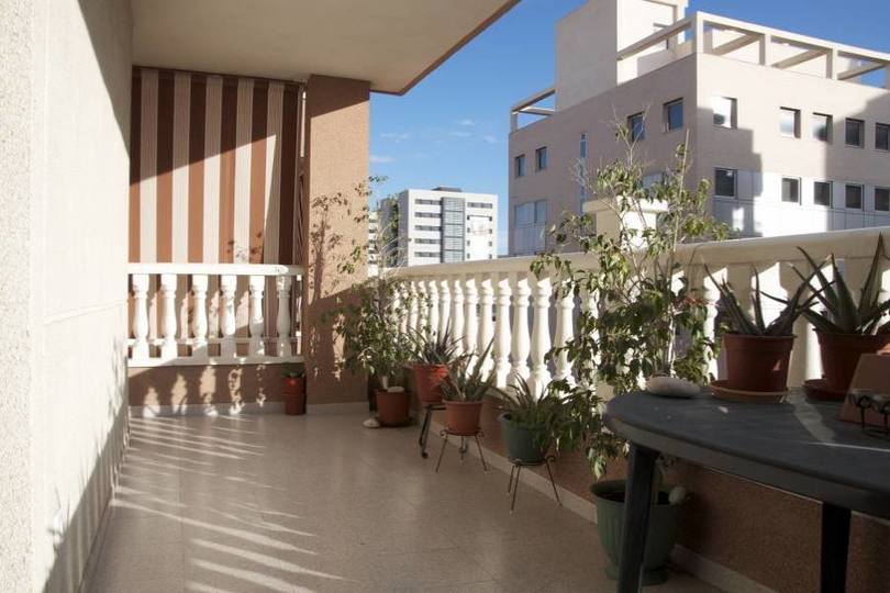Alicante,Alicante,España,3 Bedrooms Bedrooms,2 BathroomsBathrooms,Pisos,14428