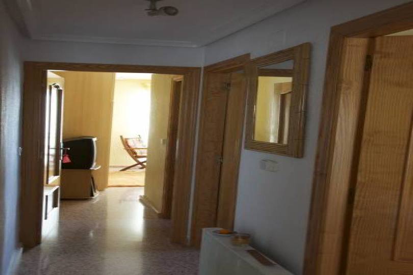 Alicante,Alicante,España,3 Bedrooms Bedrooms,2 BathroomsBathrooms,Pisos,14428