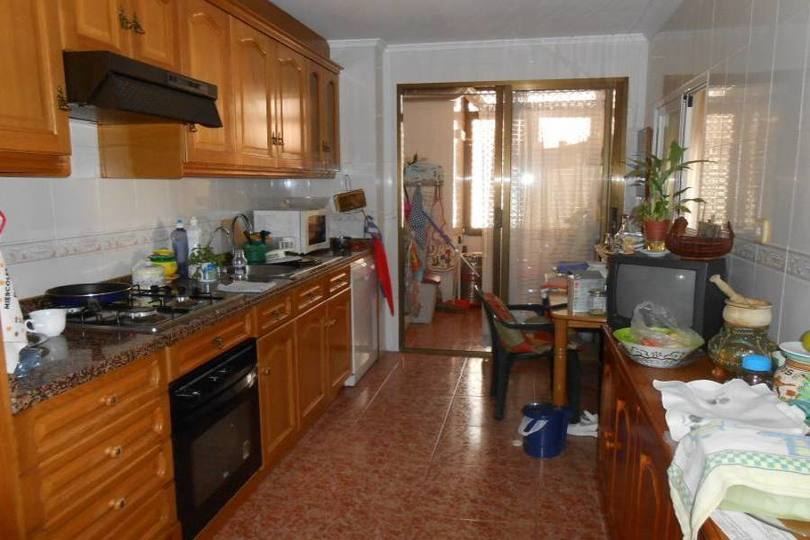 Alicante,Alicante,España,4 Bedrooms Bedrooms,2 BathroomsBathrooms,Pisos,14429