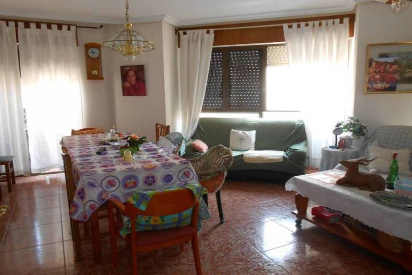 Alicante,Alicante,España,4 Bedrooms Bedrooms,2 BathroomsBathrooms,Pisos,14429