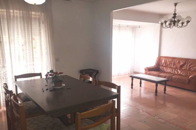 Alicante,Alicante,España,3 Bedrooms Bedrooms,1 BañoBathrooms,Pisos,14440