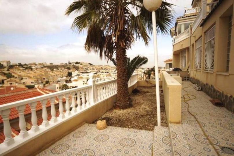 Ciudad Quesada,Alicante,España,3 Habitaciones Habitaciones,3 BañosBaños,Fincas-Villas,2190