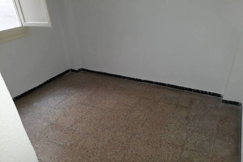 Alicante,Alicante,España,3 Bedrooms Bedrooms,1 BañoBathrooms,Pisos,14441